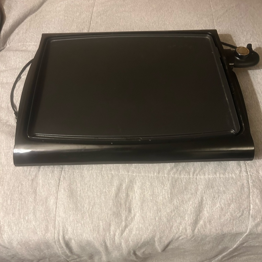 Electric Nonstick Griddle - Black General Electric